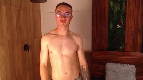 Snapshot of liljames_ chatting on November 2025 07:48:02 PM Lil James online show from November 2025 07:48:02 PM