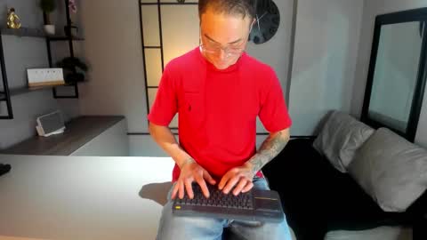 Snapshot of liljames_ chatting on December 2025 07:55:01 PM Lil James online show from December 2025 07:55:01 PM