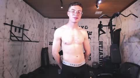 Lil James online show from April 2026 08:44:01 PM