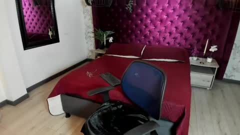 Lil James online show from May 2026 08:03:01 PM