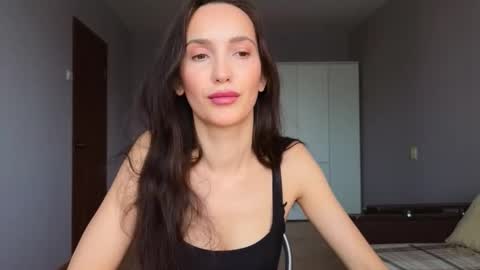 Lillian online show from February 2026 10:03:02 AM