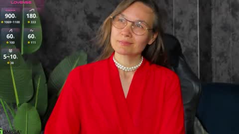 lillian_white1 online show from June 2026 12:45:02 AM