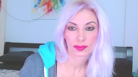 Lara online show from January 2025 05:56:02 PM