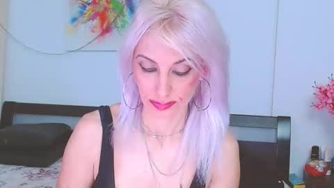 Lara online show from February 2025 07:15:02 AM