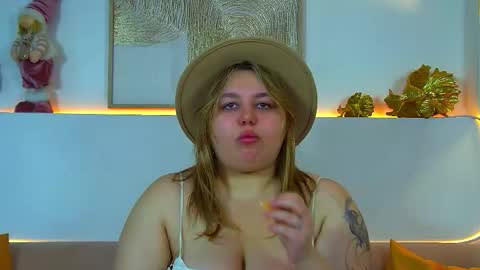 LillianHaig online show from December 2025 06:17:02 AM