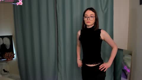 Lily online show from February 2026 07:28:01 PM