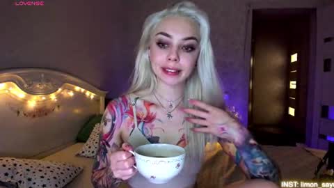 LilliMoore online show from June 2026 11:36:01 PM