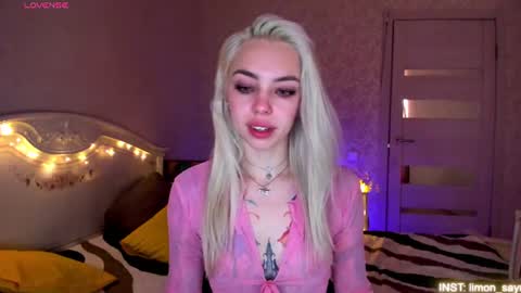 LilliMoore online show from June 2026 12:26:01 AM
