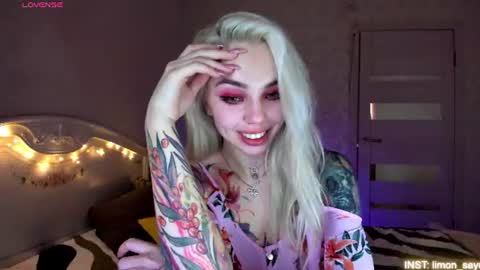 LilliMoore online show from June 2026 11:46:01 PM