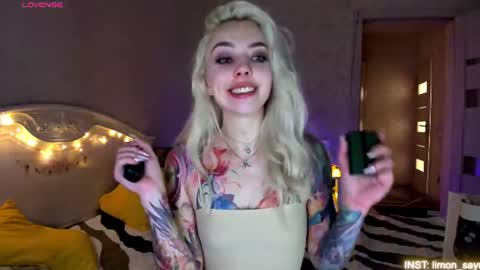 LilliMoore online show from July 2026 11:22:01 PM