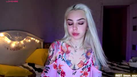 LilliMoore online show from July 2026 10:58:02 PM