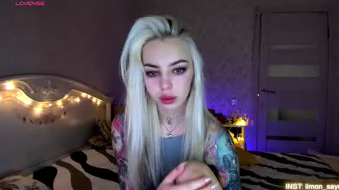 LilliMoore online show from July 2026 11:43:02 PM