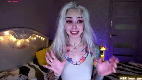 LilliMoore online show from July 2026 11:48:01 PM