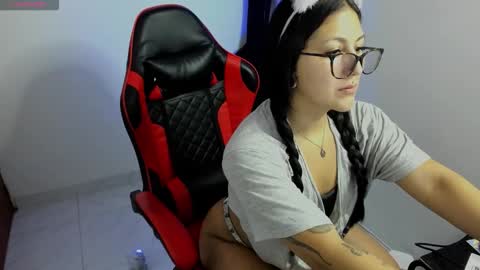 Snapshot of lillith_777 chatting on September 2025 12:32:01 AM lillith_777 online show from September 2025 12:32:01 AM