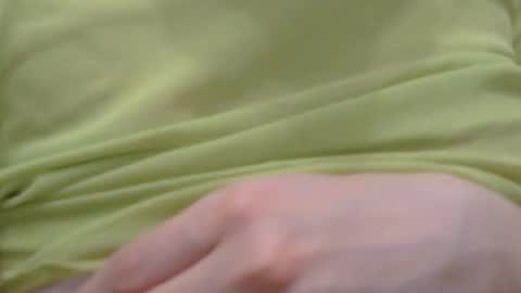Snapshot of lillkit chatting on April 2026 10:48:02 PM Lilu online show from April 2026 10:48:02 PM