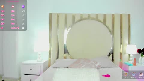 Snapshot of lilly_1006 chatting on September 2025 12:16:01 PM Lilly online show from September 2025 12:16:01 PM