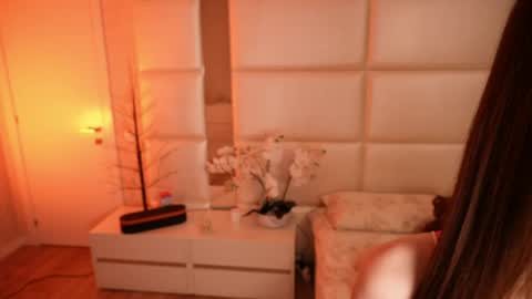 Snapshot of lilly_colins chatting on April 2026 06:34:01 PM Lilly Colins online show from April 2026 06:34:01 PM
