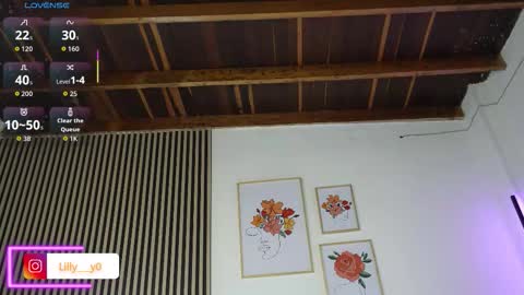 Sofia online show from October 2025 12:49:01 PM