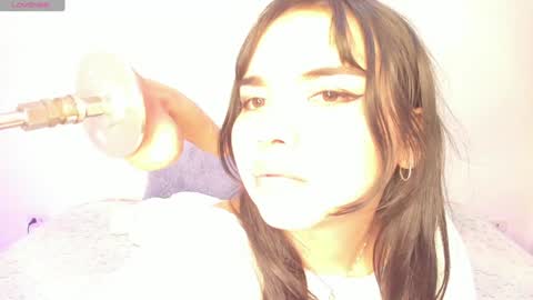 Snapshot of lilly_kinky chatting on December 2024 02:19:01 AM Lilly online show from December 2024 02:19:01 AM