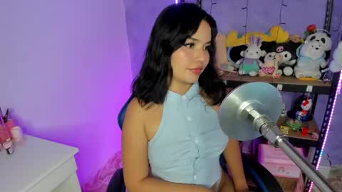 Snapshot of lilly_kinky chatting on November 2025 03:45:02 AM Lilly online show from November 2025 03:45:02 AM