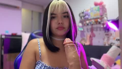 Snapshot of lilly_kinky chatting on March 2026 11:55:02 PM Lilly online show from March 2026 11:55:02 PM