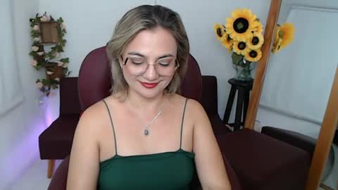 Snapshot of lilly_milf chatting on June 2026 03:13:01 PM Lilly online show from June 2026 03:13:01 PM
