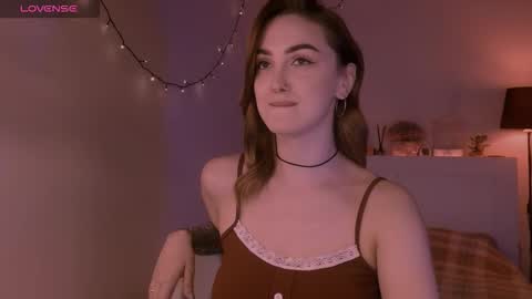 Snapshot of lillyfarey chatting on November 2025 05:04:01 PM LillyFarey online show from November 2025 05:04:01 PM