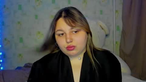 lillyhaigh online show from June 2026 06:14:01 PM