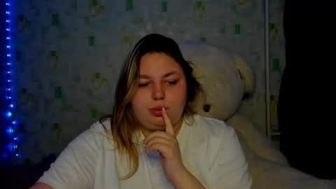 lillyhaigh online show from June 2026 07:45:01 PM