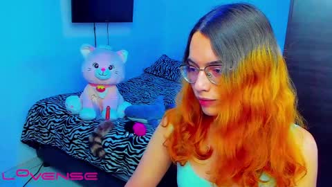 Lilly3 online show from April 2026 03:15:02 AM