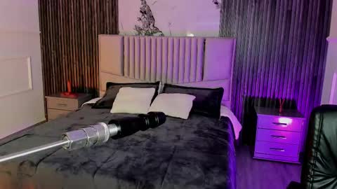 Snapshot of lillyortiz_ chatting on September 2025 08:20:01 PM Lilly Ortiz online show from September 2025 08:20:01 PM