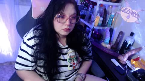 Snapshot of lilomoon69 chatting on February 2025 03:00:02 AM Lilo online show from February 2025 03:00:02 AM