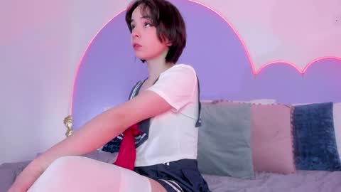 Lilou online show from December 2024 11:50:02 AM