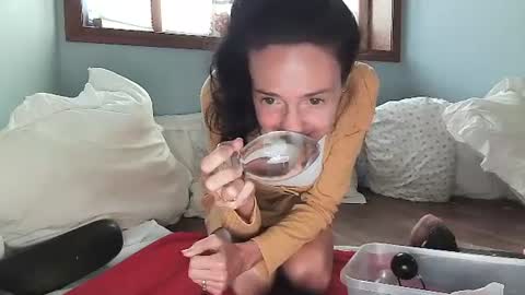 Lilrosiedoll online show from October 2025 04:26:01 PM