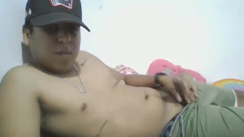 lilshade20 online show from February 2025 01:33:01 PM