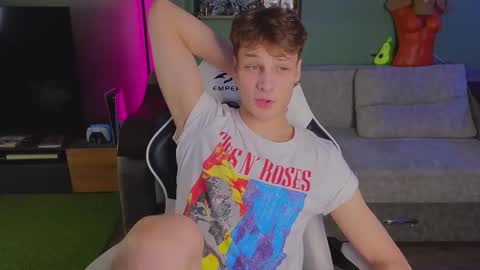 lilteddyboy online show from November 2025 04:51:02 PM