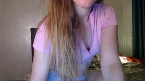 Snapshot of liltightbabe chatting on October 2025 11:48:02 PM liltightbabe online show from October 2025 11:48:02 PM