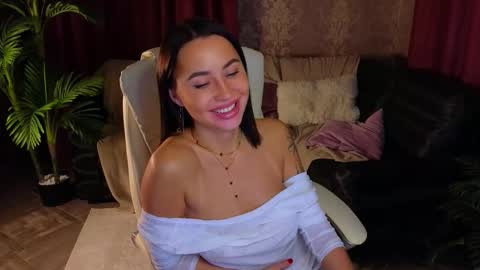 Snapshot of lilu5107 chatting on November 2025 04:13:02 AM Lilu online show from November 2025 04:13:02 AM