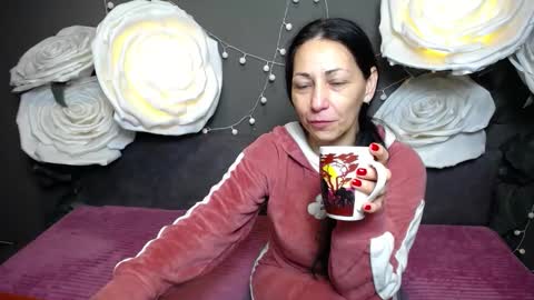 Snapshot of lilugrants chatting on November 2025 07:12:01 PM lilugrants online show from November 2025 07:12:01 PM