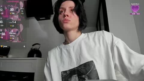 LILY online show from February 2025 06:56:02 PM