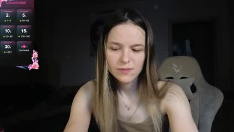 Snapshot of lily_and_jake chatting on May 2026 07:04:02 AM lily_and_jake online show from May 2026 07:04:02 AM