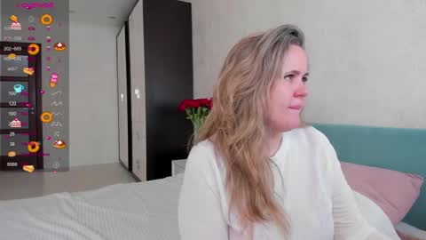 Lily online show from May 2026 01:11:02 AM