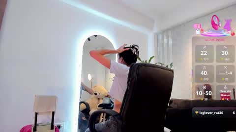 lily_cash1 online show from February 2026 02:12:02 PM