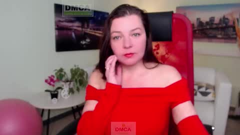 Lily online show from November 2025 06:15:01 AM