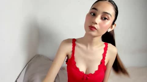 Snapshot of lily_ford_ chatting on May 2026 05:57:02 AM Raelynn online show from May 2026 05:57:02 AM