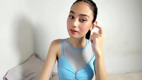 Snapshot of lily_ford_ chatting on May 2026 06:11:02 AM Raelynn online show from May 2026 06:11:02 AM