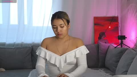 Lily online show from January 2025 06:27:02 AM