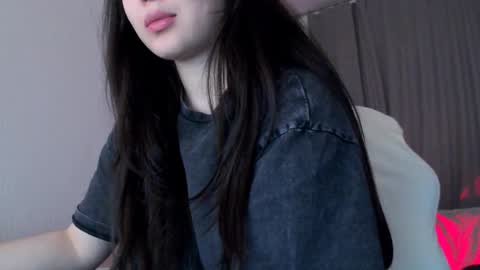 Lily Litle online show from March 2026 09:11:01 PM