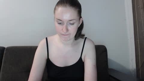 lily_love_x online show from October 2025 10:20:02 PM