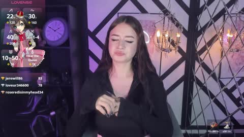 Lily online show from December 2024 01:58:01 PM